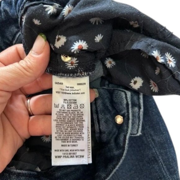 Ted Baker blue Pralina embroidered cropped slim-fit Jeans size 32 - Picture 9 of 12
